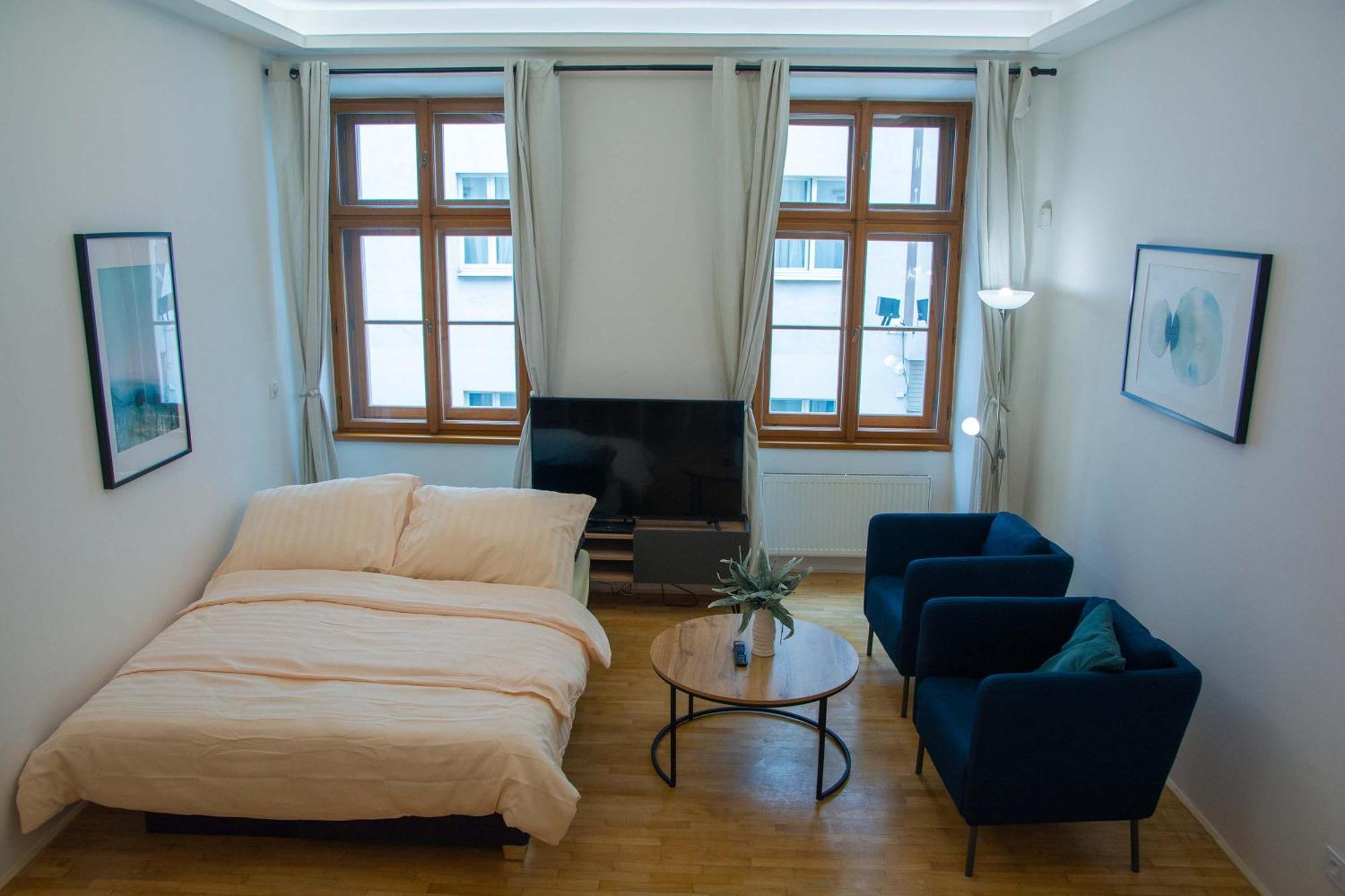 City Centre Apartment With Parking Prága Kültér fotó