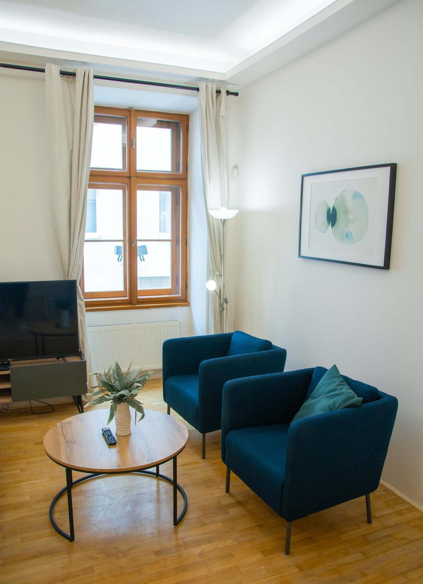 City Centre Apartment With Parking Prága Kültér fotó