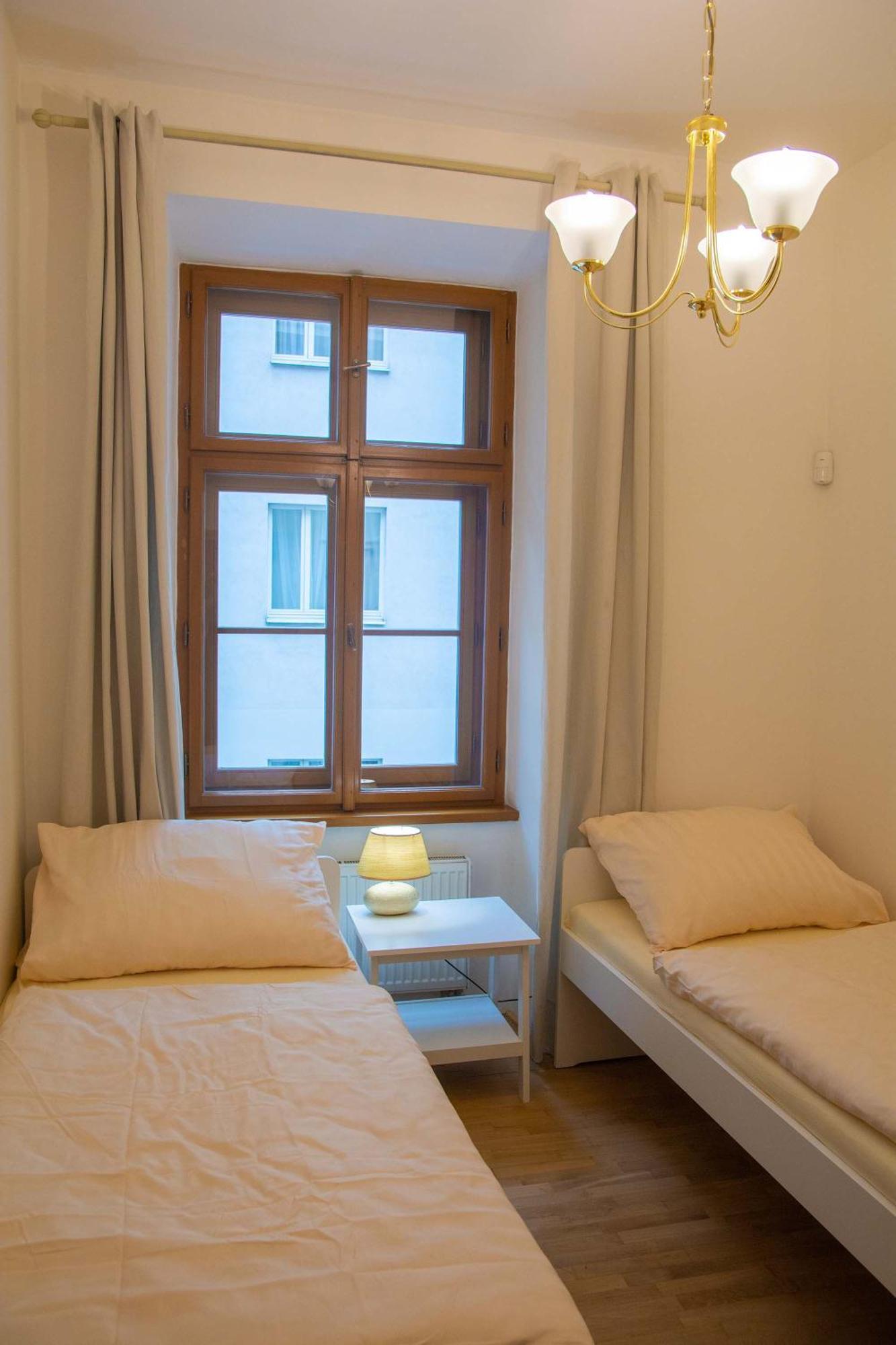 City Centre Apartment With Parking Prága Kültér fotó