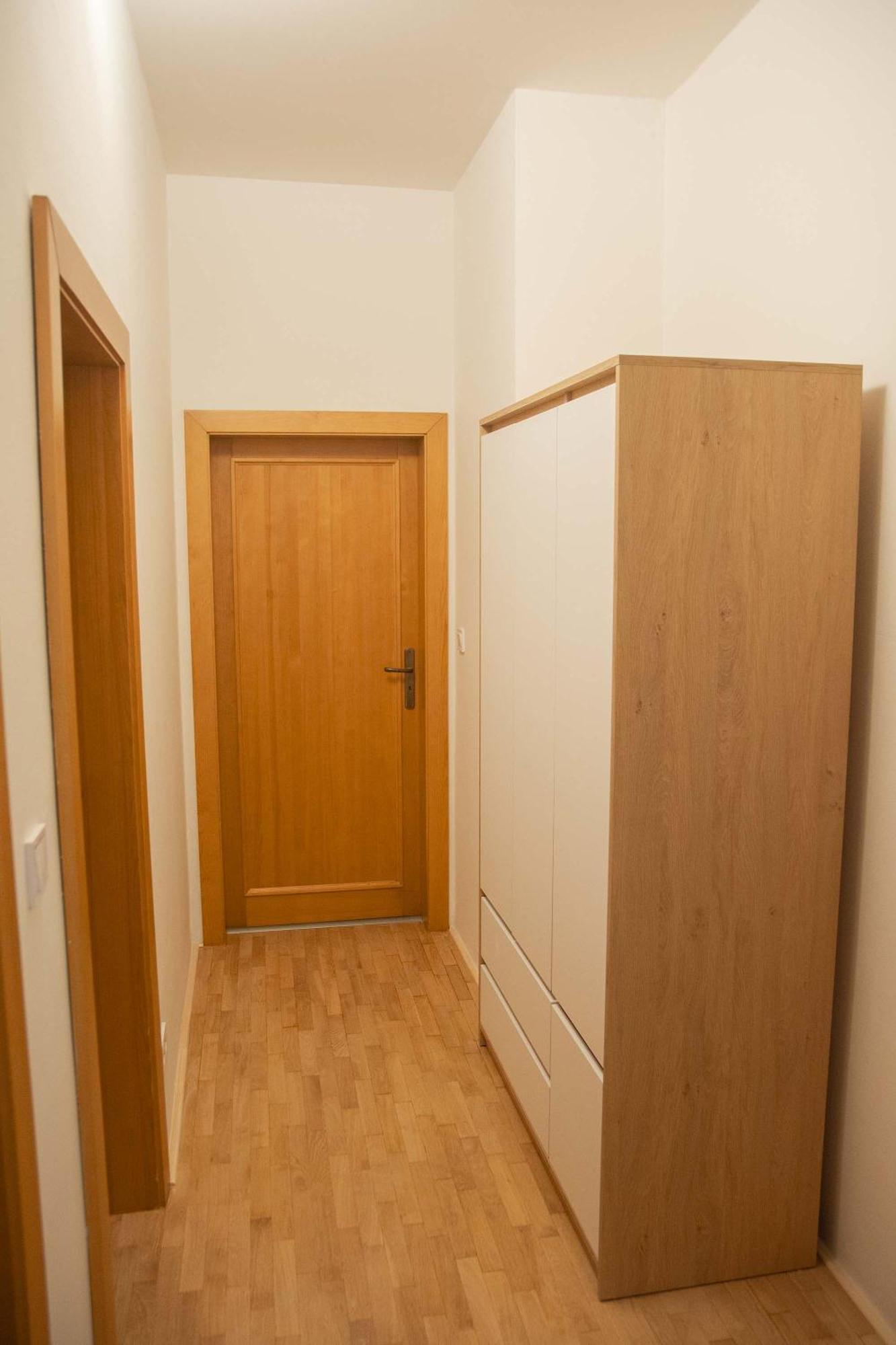 City Centre Apartment With Parking Prága Kültér fotó
