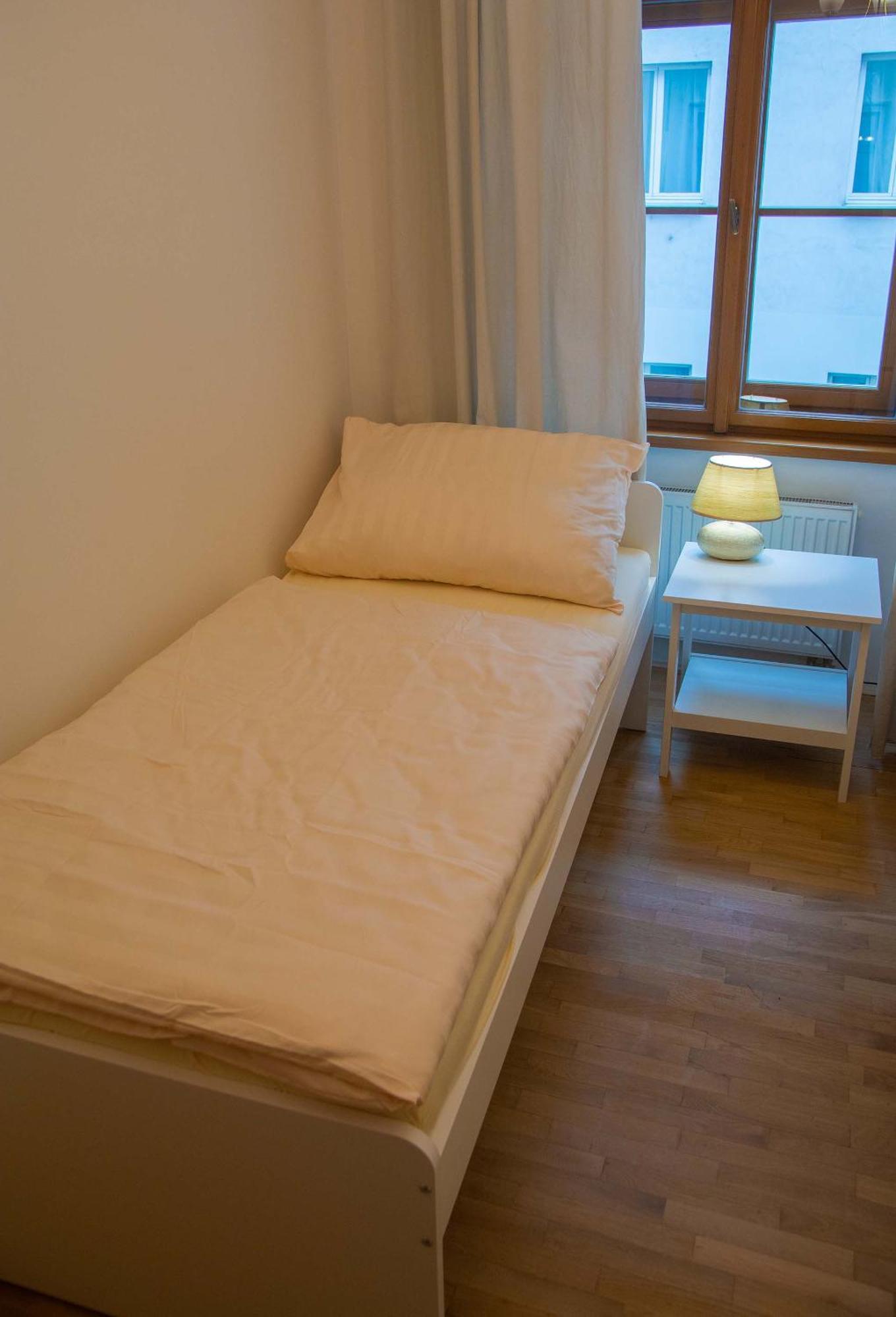 City Centre Apartment With Parking Prága Kültér fotó